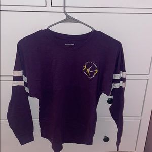 V neck long sleeve tee size youth medium